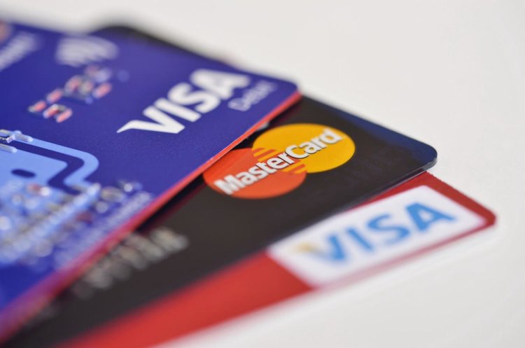 Услуга оформления карты Visa и MasterCard в Черногории (БЕЗ приезда в страну)